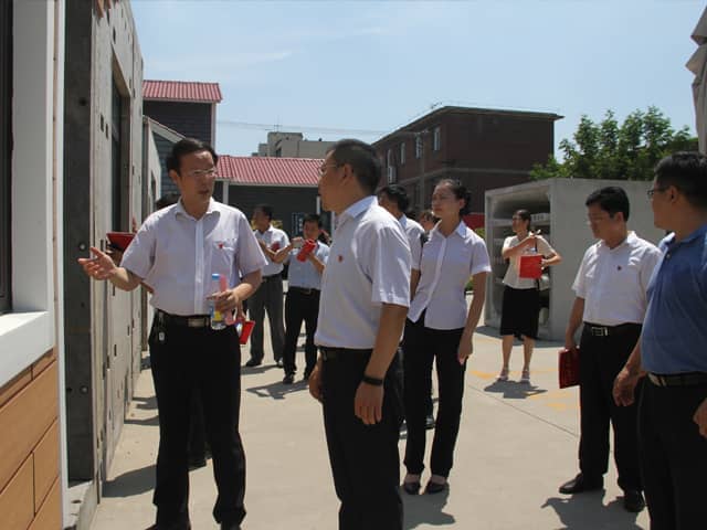 梁山縣委常委、組織部部長(zhǎng)王建一行蒞臨天意機(jī)械調(diào)研