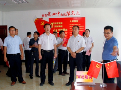 梁山縣委常委、組織部部長(zhǎng)王建一行蒞臨天意機(jī)械調(diào)研