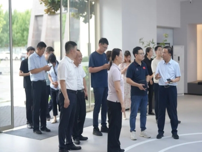 綠色建材產(chǎn)業(yè)鏈融鏈固鏈再發(fā)力！哈工大王代玉教授一行蒞臨天意機(jī)械、卓越精工考察調(diào)研